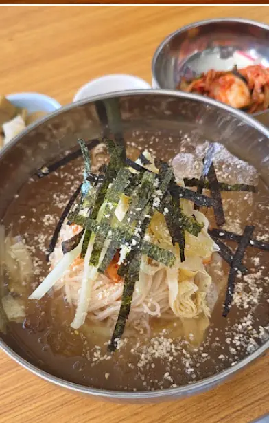 진선배국수 실제 음식 사진