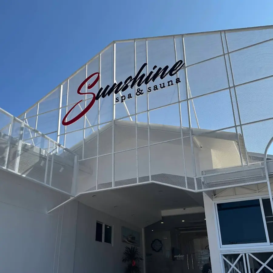 Sunshine Spa & Sauna 업체가 제공한 실제 매장 외관 사진